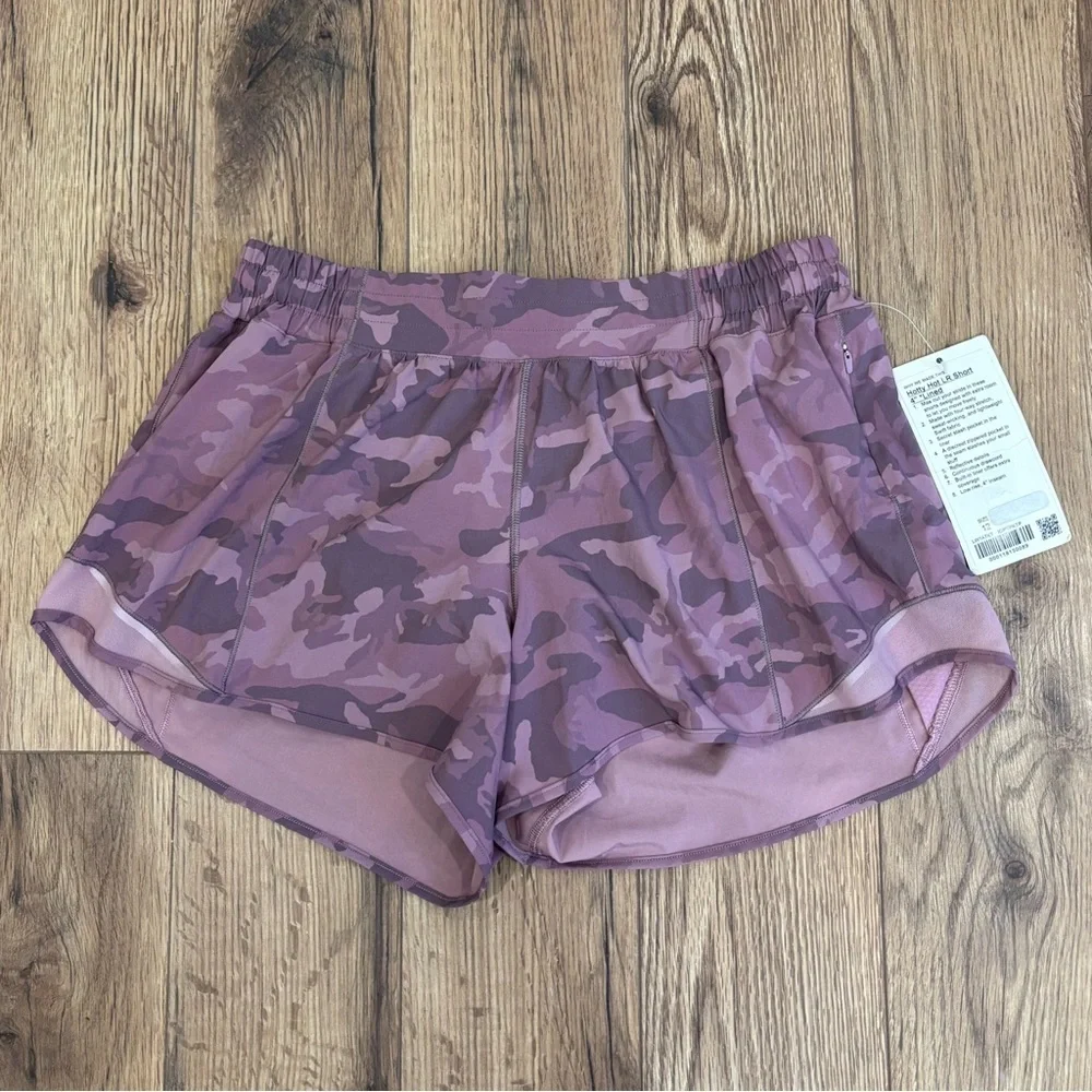NWT Lululemon Hotty Hot Low Rise Shorts 4